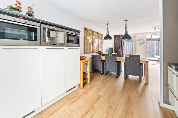 Medium property photo - Vijverjufferhof 14, 2492 RE The Hague